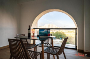 Music, F1 & Fashion Fun in this holiday home